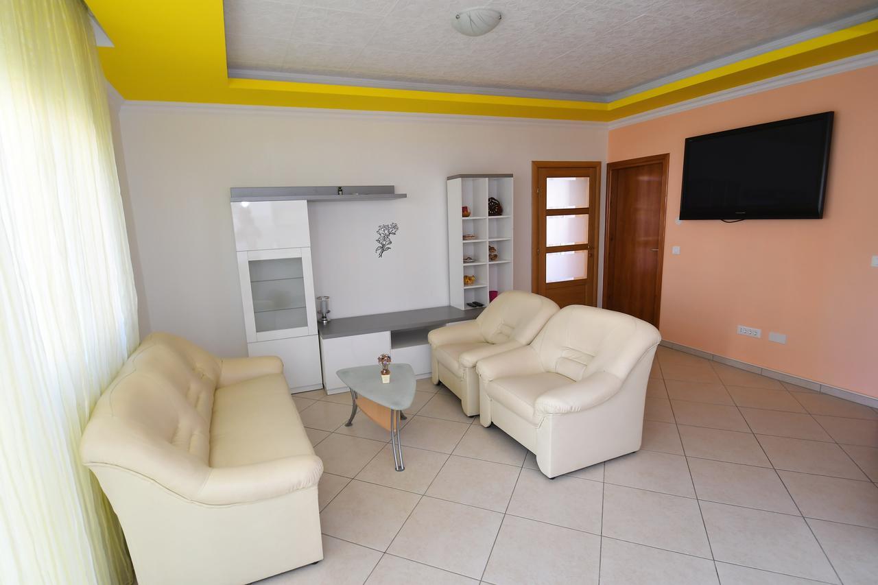 Apartment Mirjana 2 Rijeka Extérieur photo